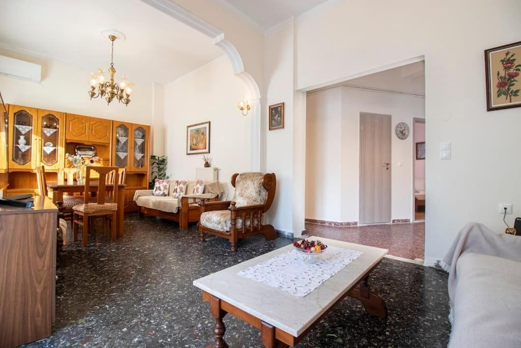 Vintage Charm Apt Near Centre Heraklion  Ngoại thất bức ảnh