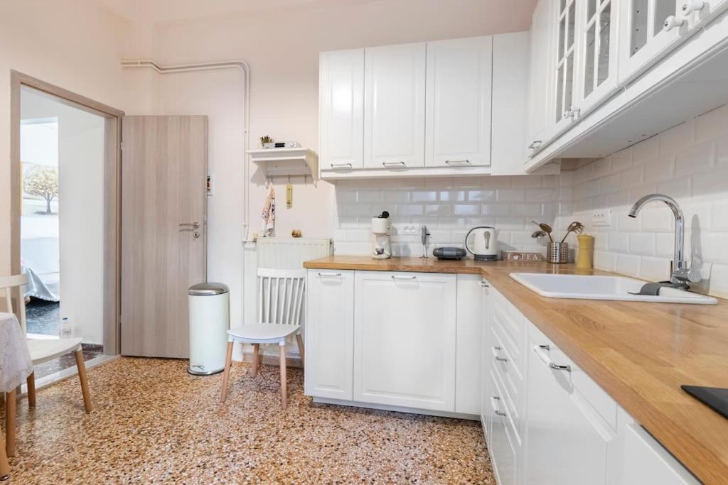 Vintage Charm Apt Near Centre Heraklion  Ngoại thất bức ảnh